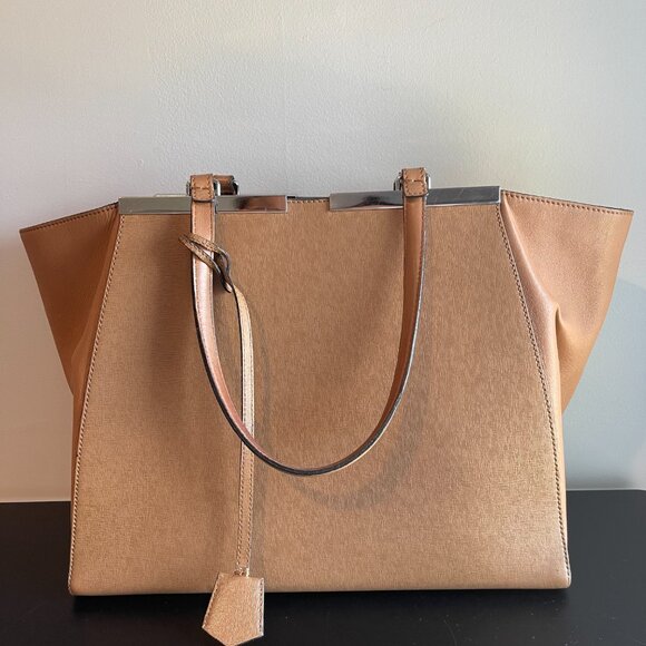 Fendi Brown Vitello Elite Leather Large 3Jours Shoulder Tote - Preowned - Picture 6 of 16